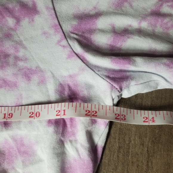 Barbie Women's Tie-Dyed Graphic Short Sleeve Crewneck T-Shirt Size XL EUC - Picture 4 of 14